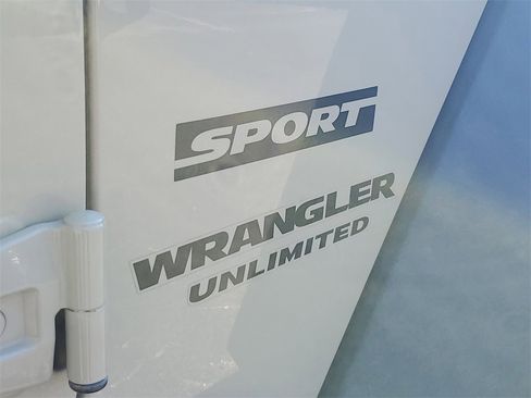 Used 2017 Jeep Wrangler Unlimited Sport w/ Quick Order Package 24S image 6