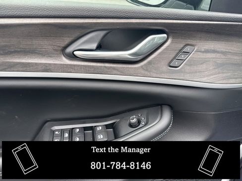 New 2025 Jeep Grand Cherokee L Limited image 13