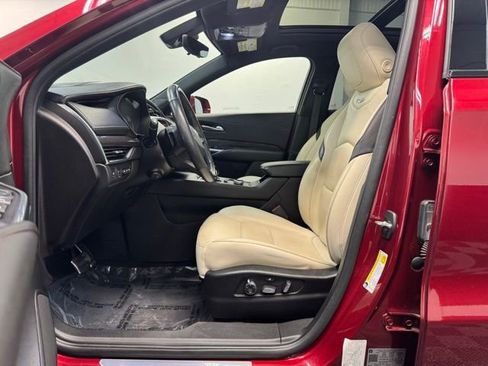 Used 2020 Cadillac XT4 Sport w/ Sun And Sound Package image 12