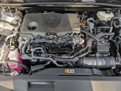 Certified 2025 Toyota Camry XLE FWD image 36