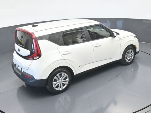 Used 2021 Kia Soul LX image 45