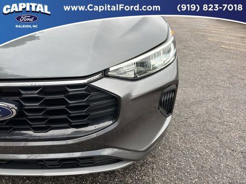 Certified 2024 Ford Escape ST-Line w/ Tech Pack #1 image 11