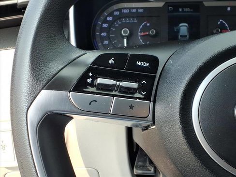 Used 2022 Hyundai Tucson SEL image 18