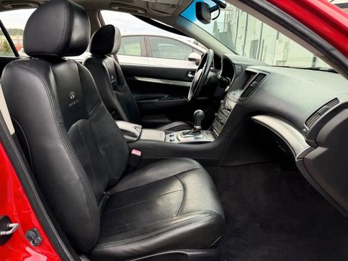 Used 2012 INFINITI G37 Journey w/ Premium Pkg image 18