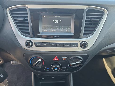 Used 2022 Hyundai Accent SE FWD image 17