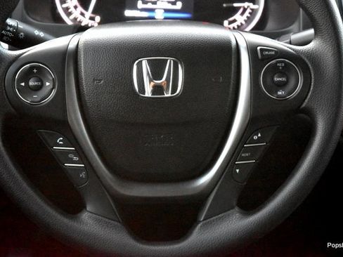 Used 2017 Honda Ridgeline RT image 15