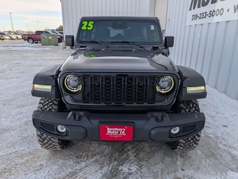 Used 2025 Jeep Wrangler Unlimited Sport S 4xe image 33