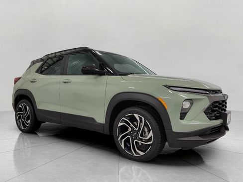 Used 2024 Chevrolet TrailBlazer RS w/ Convenience Package image 1