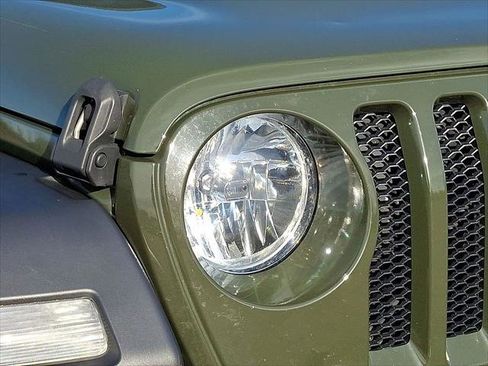 Used 2020 Jeep Wrangler Unlimited Sport S image 27