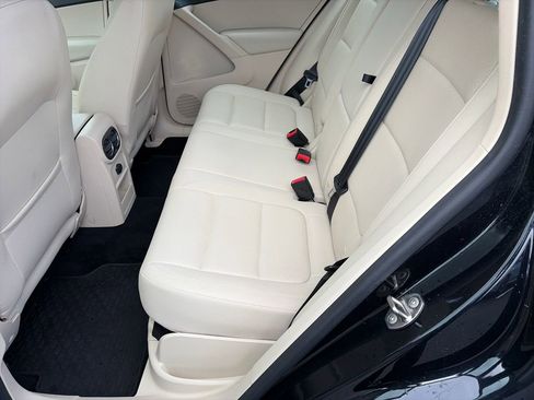 Used 2016 Volkswagen Tiguan S AWD/4WD image 26