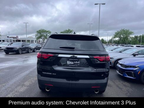 Used 2023 Chevrolet Traverse LT AWD/4WD image 4