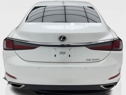 Used 2023 Lexus ES 350 w/ Premium Package image 11