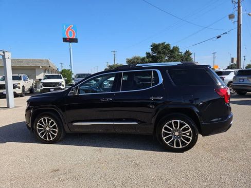 Used 2022 GMC Acadia Denali w/ Denali Ultimate Package FWD image 5