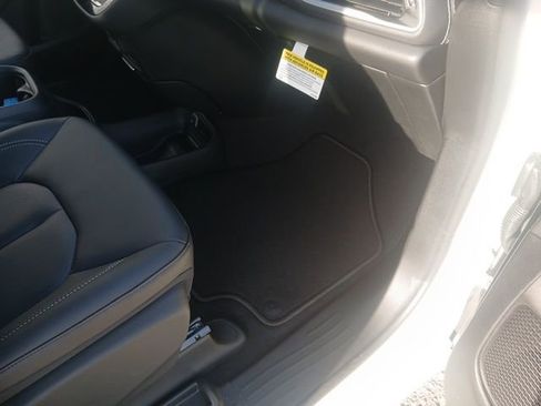 New 2026 Chrysler Pacifica Select image 29