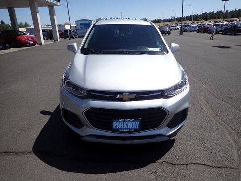 Used 2017 Chevrolet Trax LT image 8