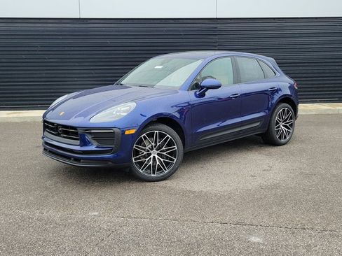 Used 2026 Porsche Macan AWD/4WD image 1