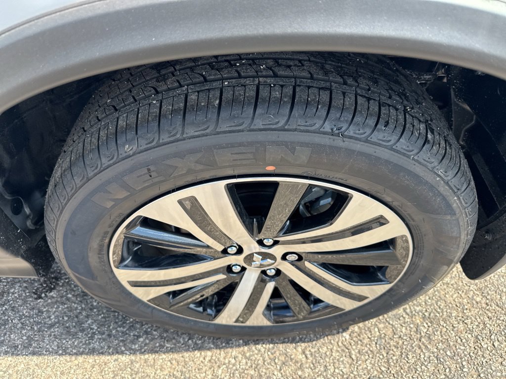 New 2027 Mitsubishi Outlander Sport SE FWD image 37