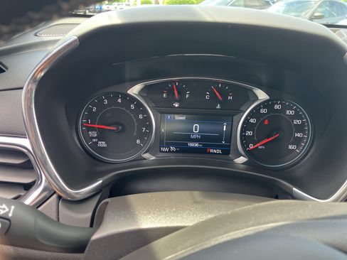 Used 2024 Chevrolet Equinox LT FWD image 30