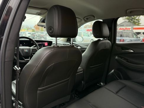 Used 2024 Buick Encore GX Sport Touring image 35