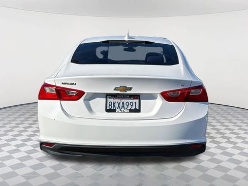 Used 2018 Chevrolet Malibu LT FWD image 6