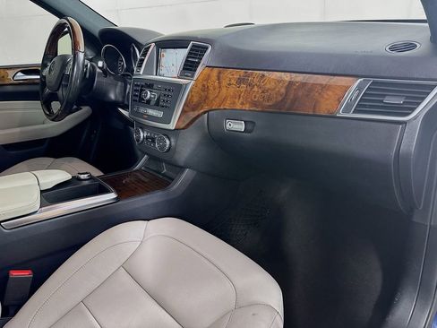 Used 2015 Mercedes-Benz ML 350 4MATIC image 36