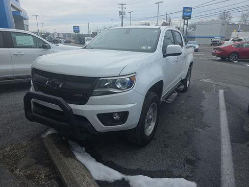 Used 2017 Chevrolet Colorado Z71 image 1