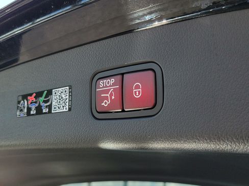 Certified 2026 Mercedes-Benz GLC 300 4MATIC image 10
