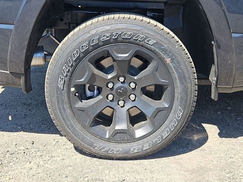 New 2026 RAM 1500 Big Horn AWD/4WD image 9