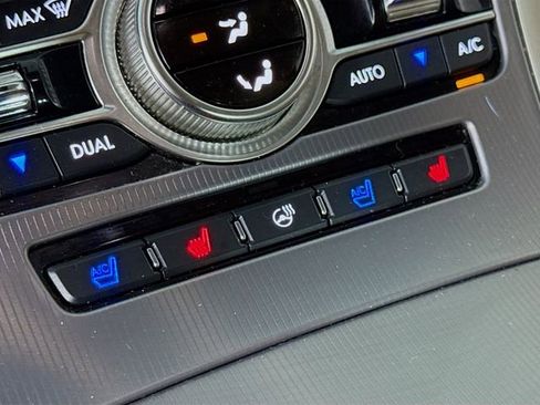 Used 2019 Lincoln MKZ Reserve image 21