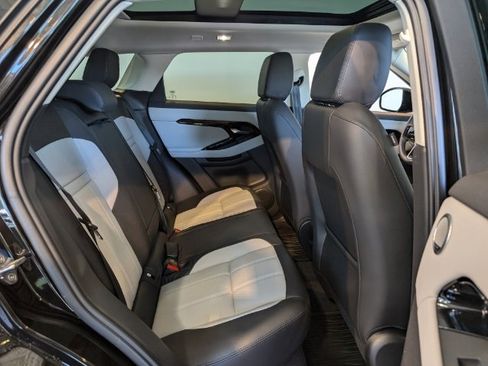 Used 2025 Land Rover Range Rover Evoque Dynamic SE image 23