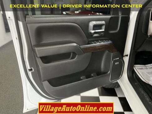 Used 2018 GMC Sierra 1500 Denali w/ Denali Ultimate Package AWD/4WD image 11