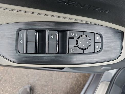 New 2026 Nissan Sentra SL w/ Floor Mat Package image 30