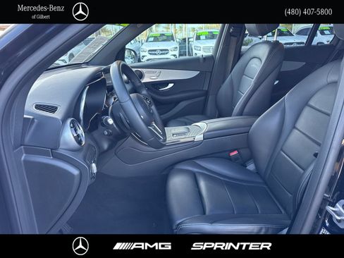 Used 2022 Mercedes-Benz GLC 300 image 10