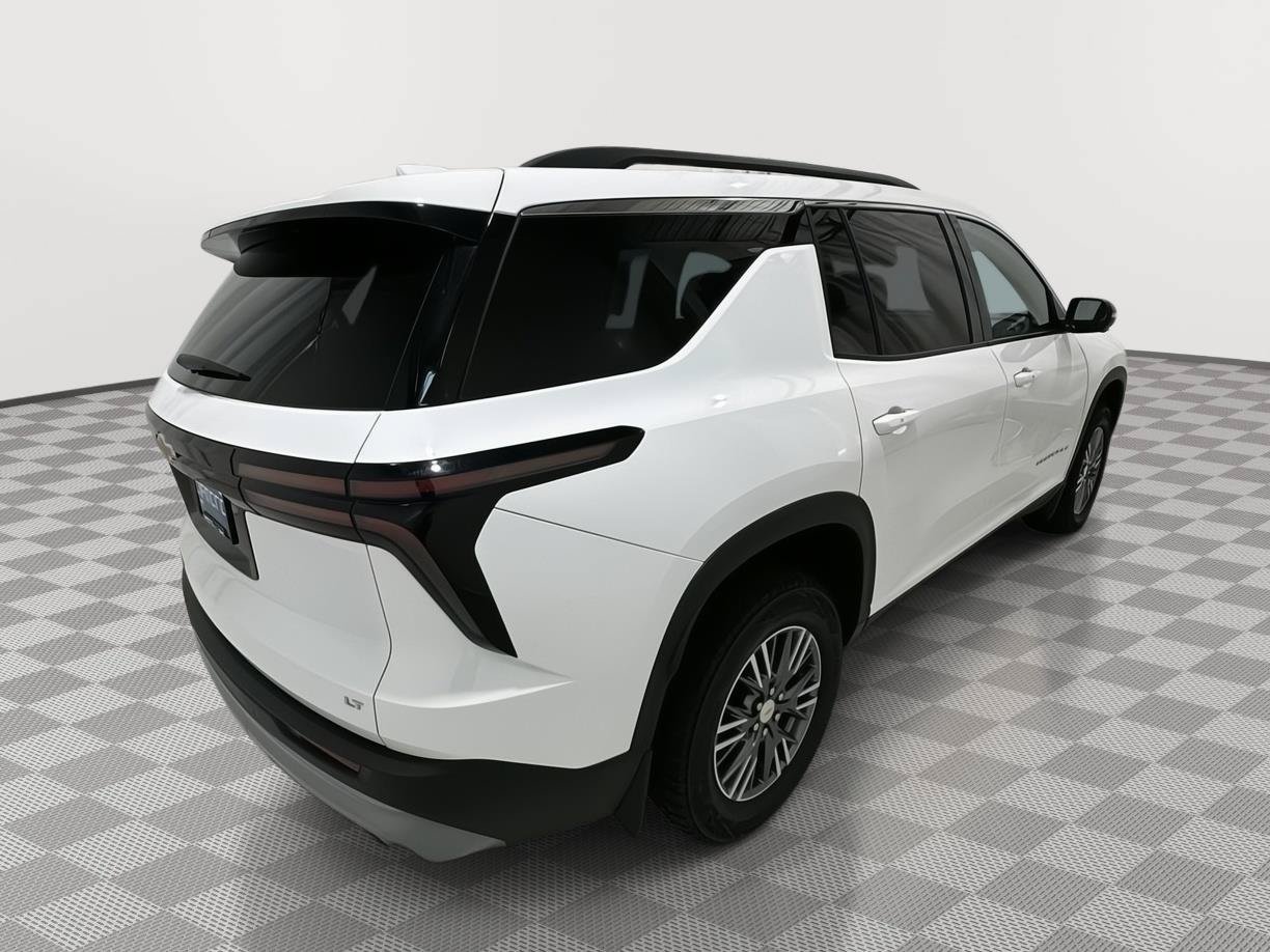Used 2024 Chevrolet Traverse LT w/ LPO, Floor Liner Package AWD/4WD image 5