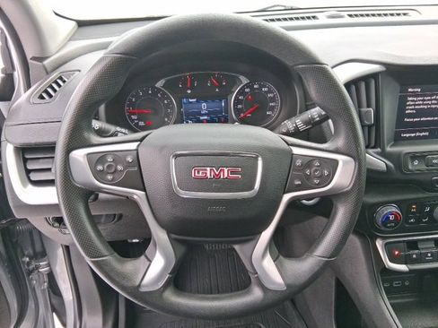 Used 2024 GMC Terrain SLE w/ Driver Convenience Package image 16