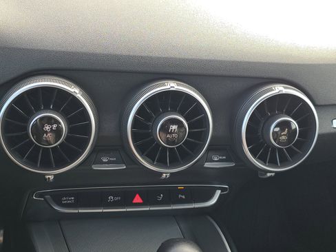 Used 2016 Audi TT 2.0T w/ Technology Package image 22