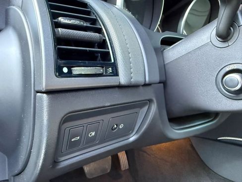 Used 2016 Jaguar F-TYPE Coupe image 38