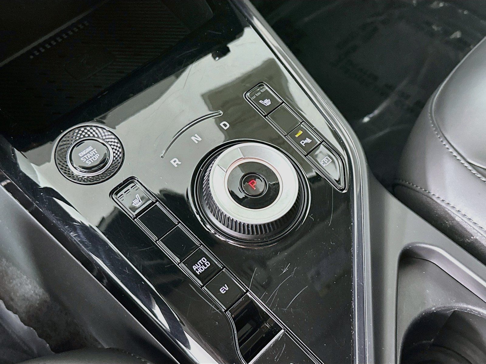 Used 2025 Kia Niro EX FWD image 18