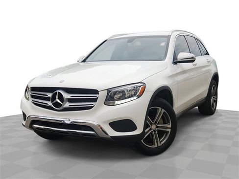 Used 2017 Mercedes-Benz GLC 300 image 1