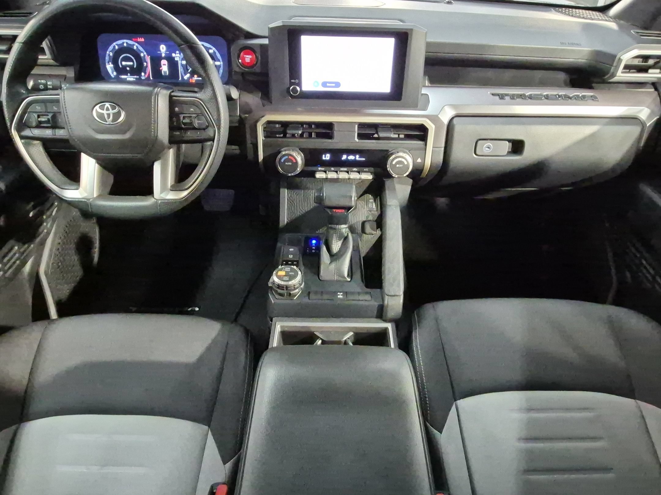 Used 2025 Toyota Tacoma TRD Off-Road AWD/4WD image 10