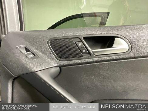 Used 2012 Volkswagen Tiguan S AWD/4WD image 23