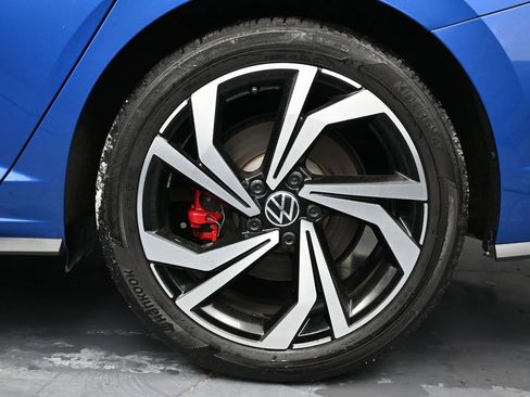 Used 2024 Volkswagen Jetta GLI Autobahn image 13