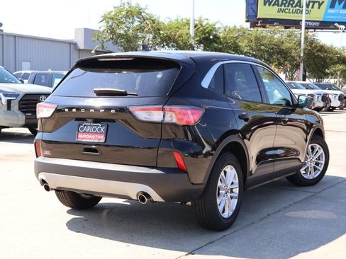 Used 2022 Ford Escape SE image 2