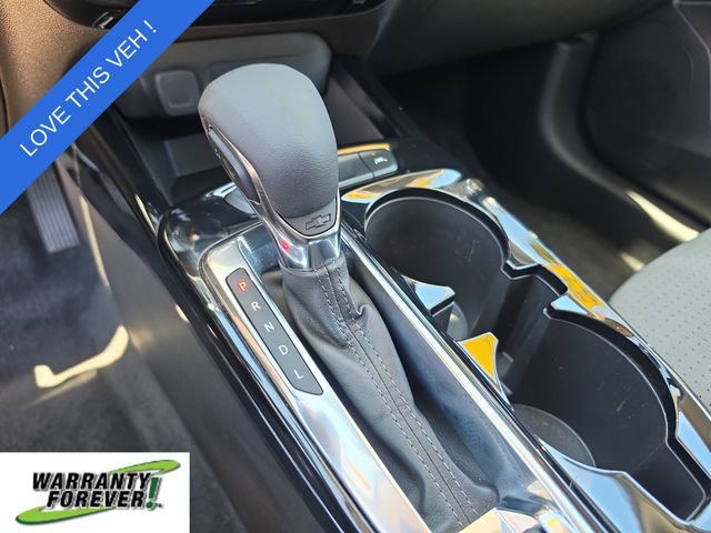 Used 2025 Chevrolet Trax LT w/ LT Convenience Package FWD image 27