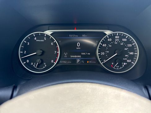 Used 2024 Nissan Sentra SV FWD image 22