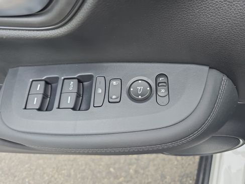 New 2026 Honda HR-V LX image 26