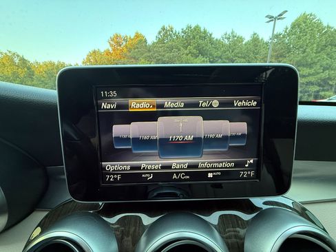 Used 2018 Mercedes-Benz C 300 Sedan image 19