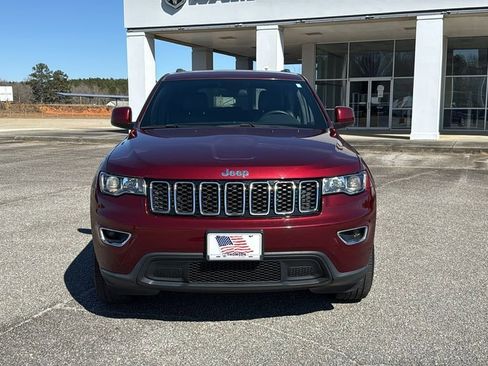 Used 2021 Jeep Grand Cherokee Laredo X image 3
