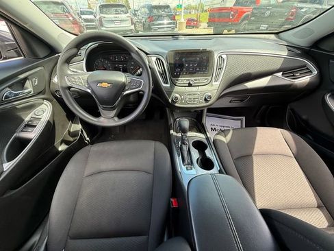 Used 2023 Chevrolet Malibu LT FWD image 7