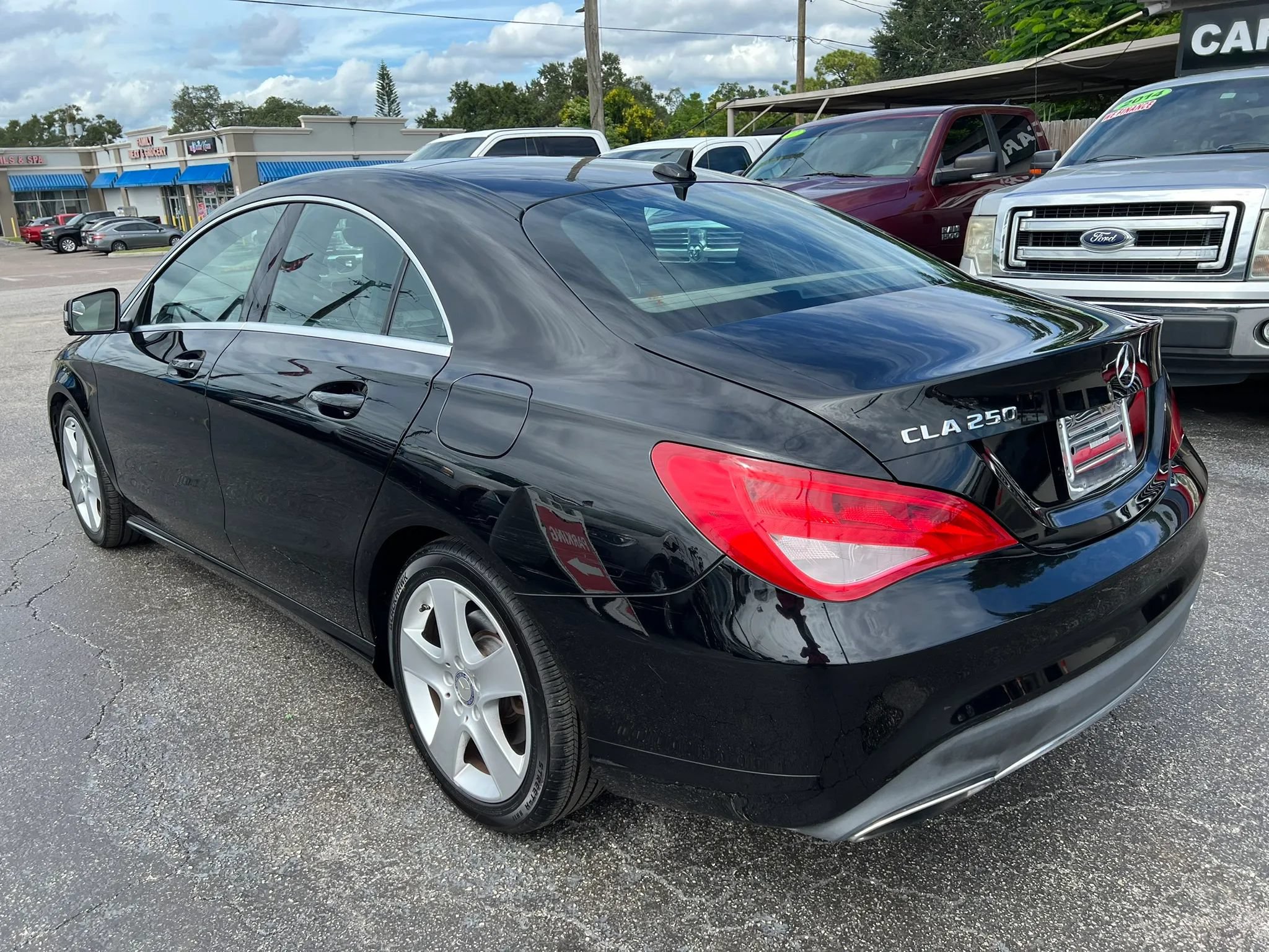 Used 2017 Mercedes-Benz CLA 250 image 7